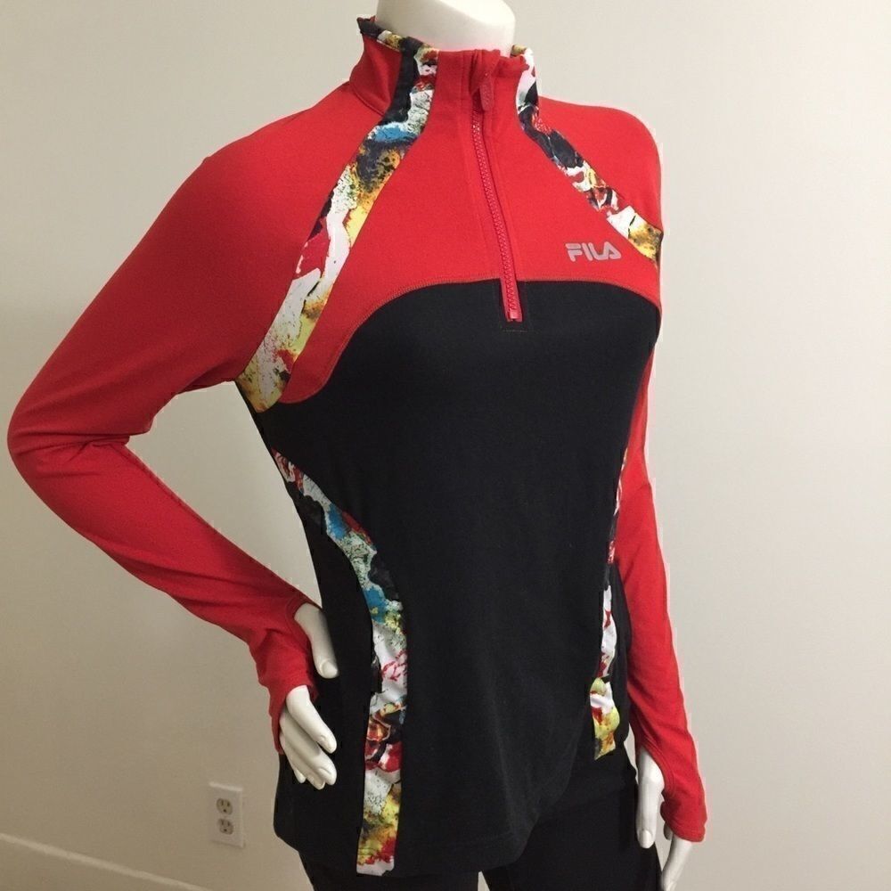 Fila thumb hole, 2 Pocket Pull Over running Top